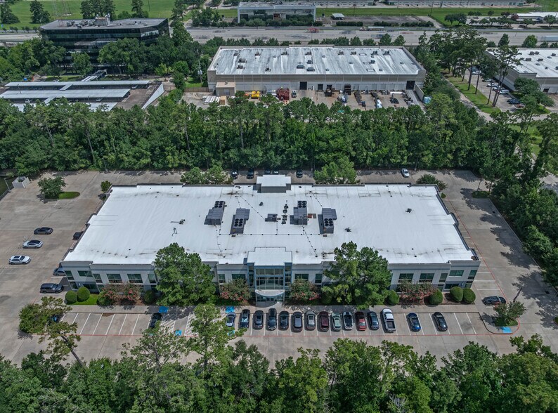 More Photos Of 15109 Heathrow Forest Pky, Houston Office For Sale