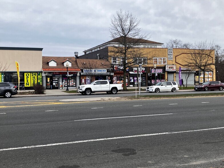 More Photos Of 28-40 E Suffolk Ave, Central Islip Office For Lease