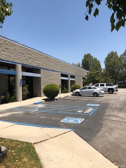 More Photos Of 325 Alabama St, Redlands Warehouse For Lease