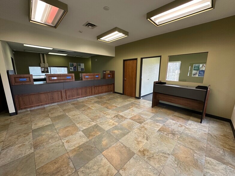 More Photos Of 3425 Hobson Rd, Fort Wayne Storefront Retail Office For Sale