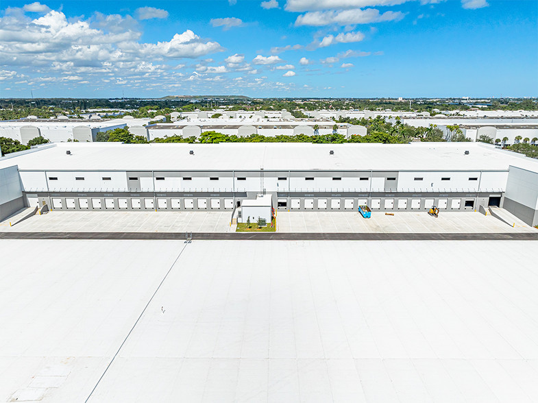 More Photos Of 311 Racetrack Loop, Pompano Beach Unknown For Lease