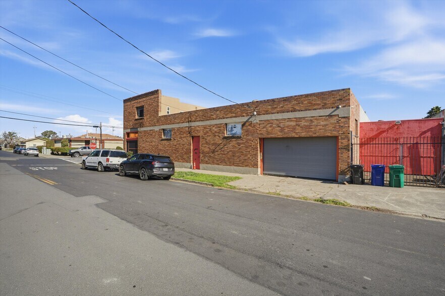 More Photos Of 511 3rd St, Rodeo Storefront Retail Residential For Sale