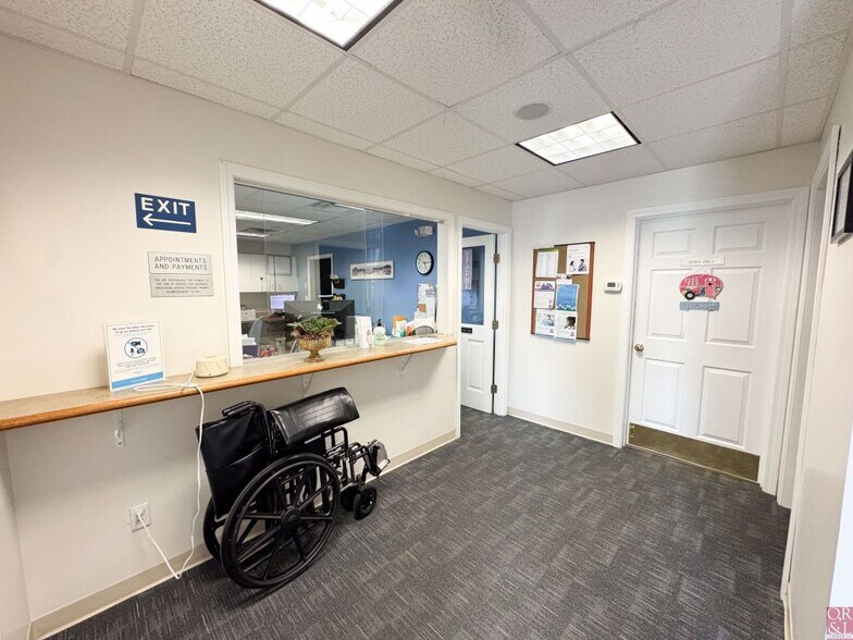 More Photos Of 5 Durham Rd, Guilford Medical For Sale