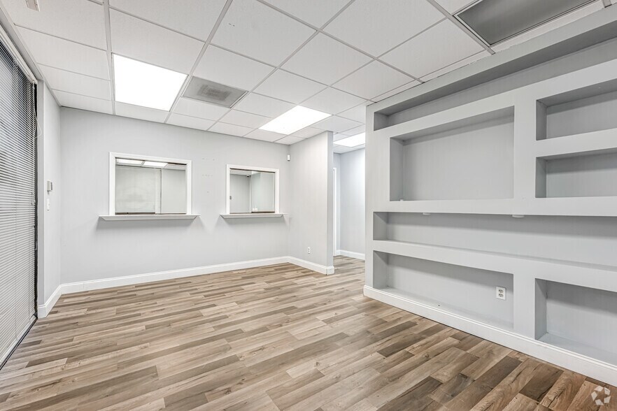 More Photos Of 1800 Water Pl SE, Atlanta Office For Sale