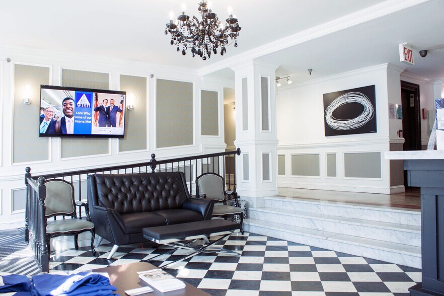 More Photos Of 2807 Connecticut Ave NW, Washington Apartments For Sale