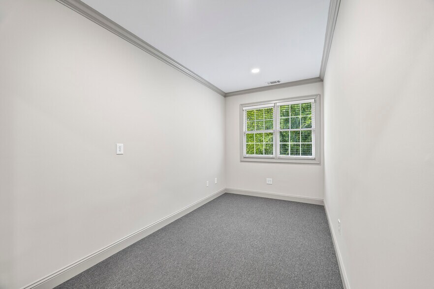 More Photos Of 1551 Jennings Mill Rd, Watkinsville Medical For Lease