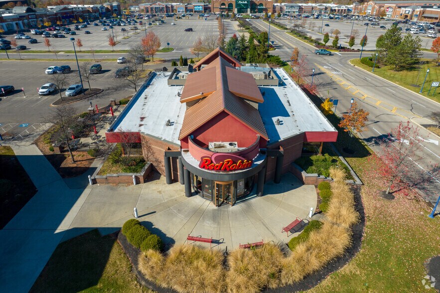 More Photos Of 3977 Morse Crossing, Columbus Restaurant For Sale