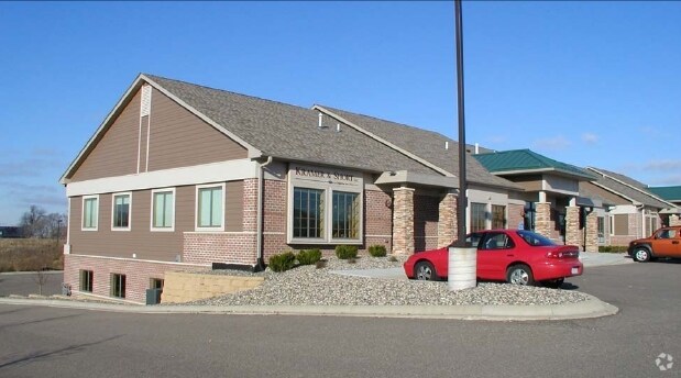 More Photos Of 2269-2279 Waters Dr, Mendota Heights Office For Lease