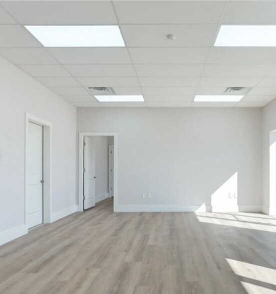 More Photos Of 5222-5232 Tractor Rd, Toledo Unknown For Lease