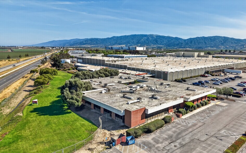 More Photos Of 1311 Schilling Pl, Salinas Food Processing For Lease
