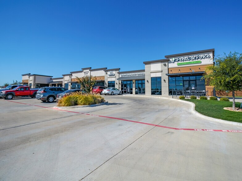 Primary Photo Of 899 S Hewitt Dr, Hewitt General Retail For Sale