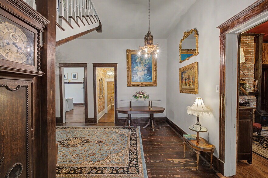More Photos Of 118 Hwy 309 S, Byhalia Lodge Meeting Hall For Sale