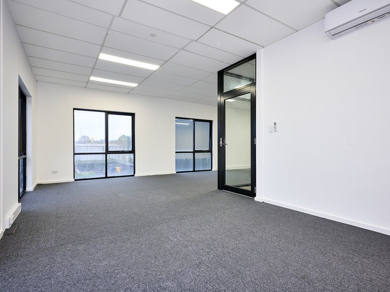 More Photos Of 11 Hayward Rd, Ferntree Gully Flex For Lease