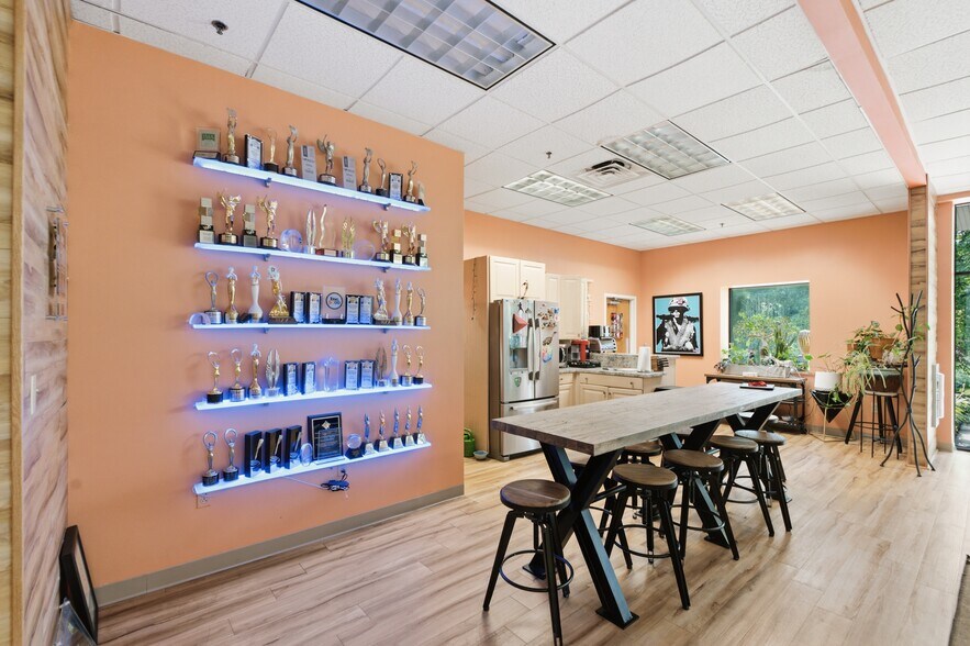More Photos Of 255 Great Valley Pky, Malvern Office For Lease