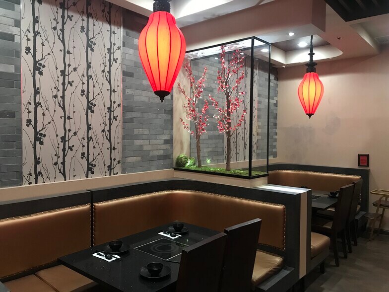 More Photos Of 1375 E Tropicana Ave, Las Vegas Restaurant For Lease