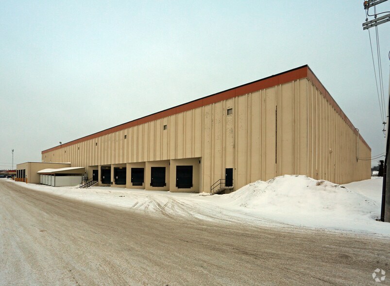 More Photos Of 11634 142nd St NW, Edmonton General Retail For Lease