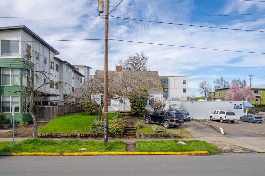 More Photos Of 1828 Hilyard St, Eugene Land For Sale