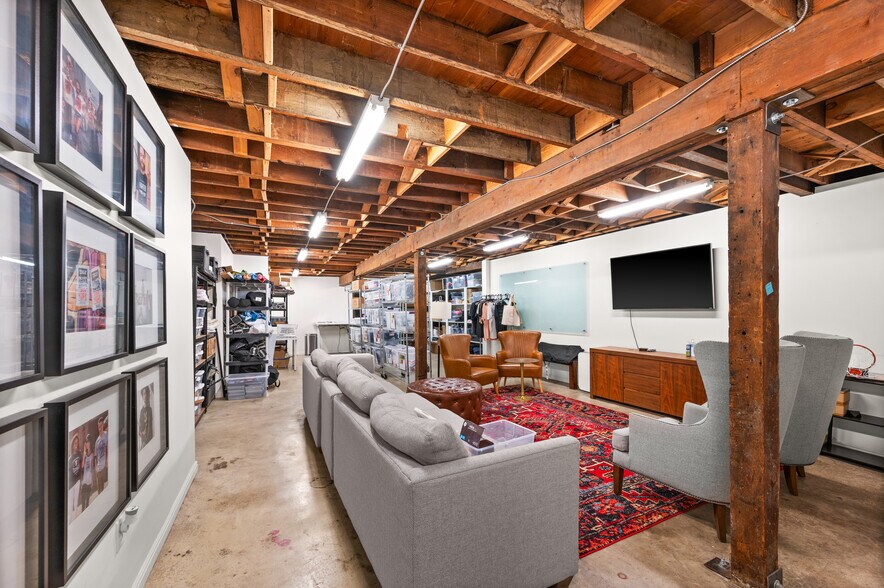 More Photos Of 1680 S Main St, Salt Lake City Freestanding For Lease