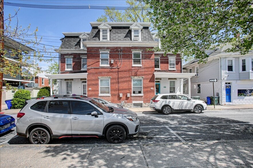 More Photos Of 16-18 Wayside Ave, Hagerstown Apartments For Sale