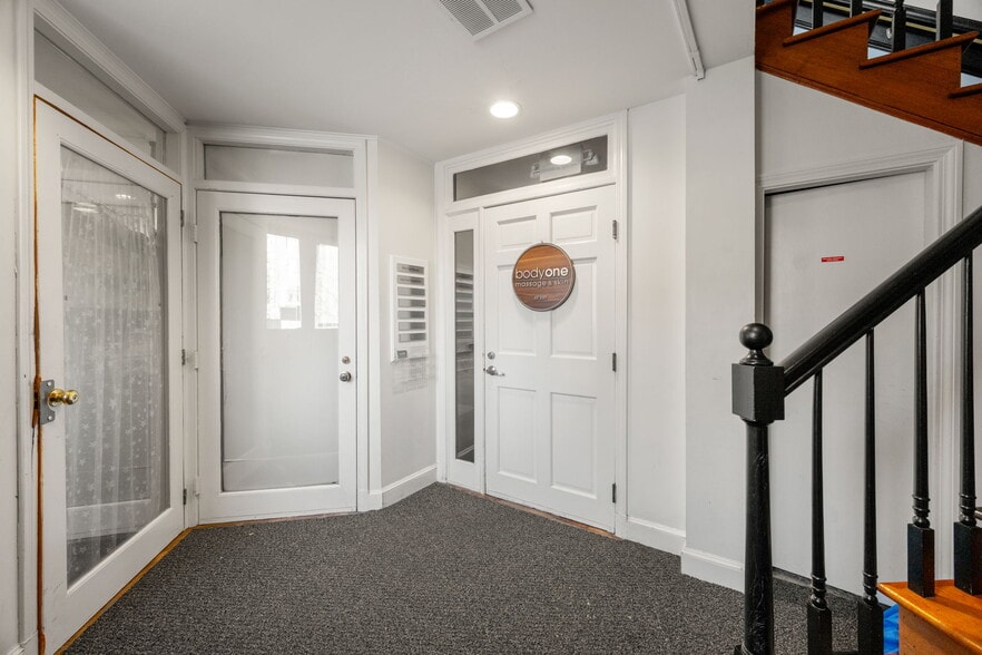 More Photos Of 1776 Massachusetts Ave, Cambridge Office Residential For Sale