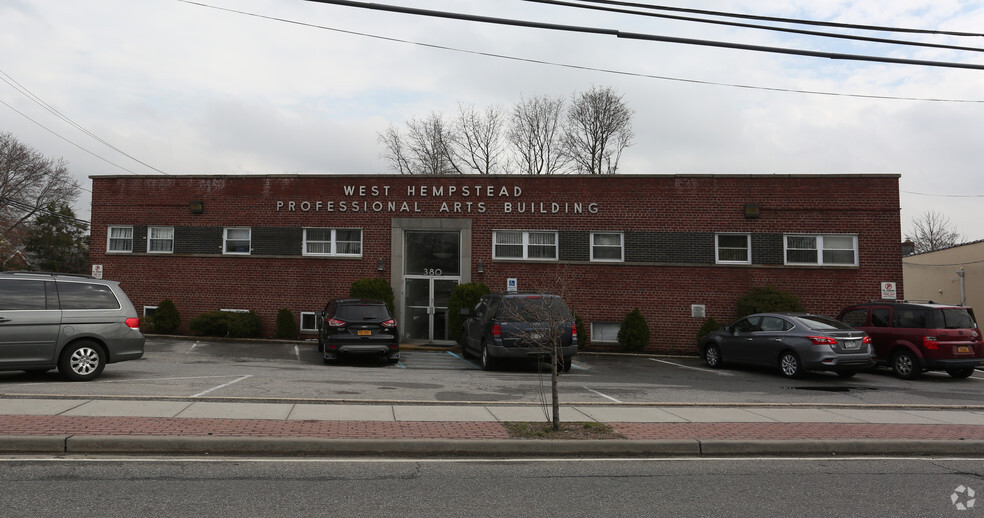 Primary Photo Of 380 Hempstead Ave, West Hempstead Office For Lease