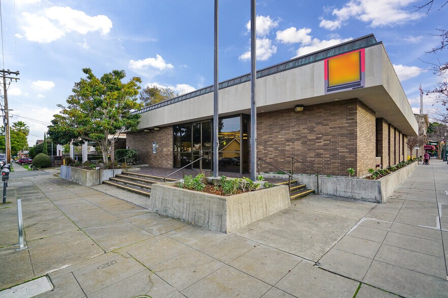 More Photos Of 1414 Webster St, Alameda Bank For Lease