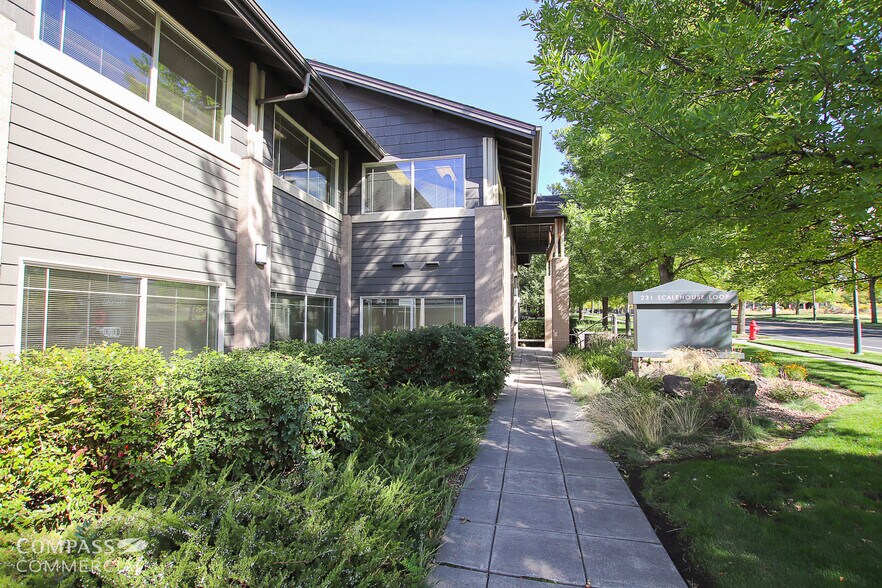 Primary Photo Of 231 SW Scalehouse Loop, Bend Office For Lease
