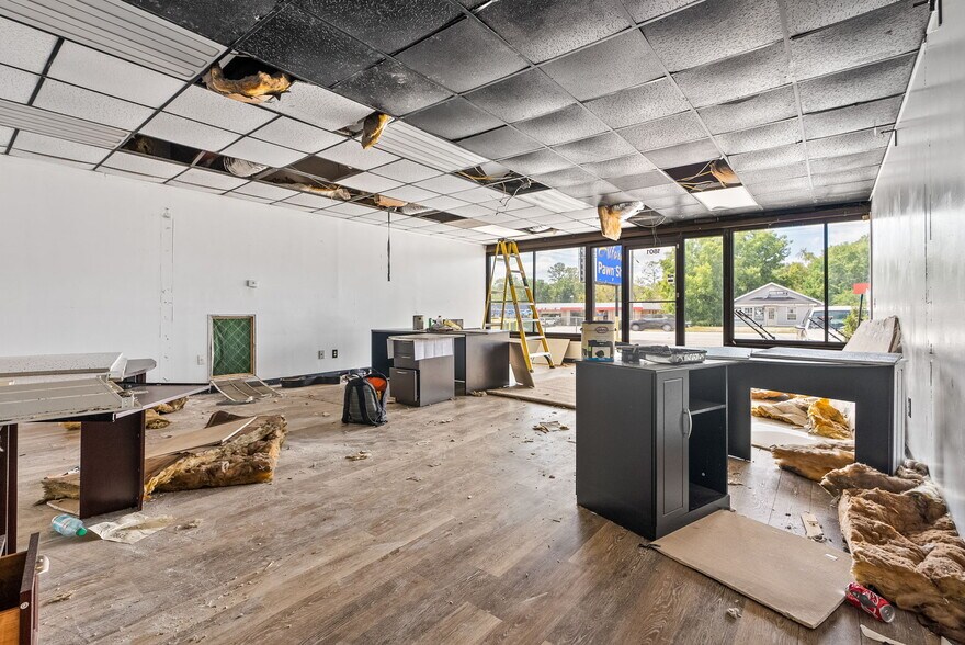 More Photos Of 1801 S Broad Ave, Lanett Auto Repair For Sale