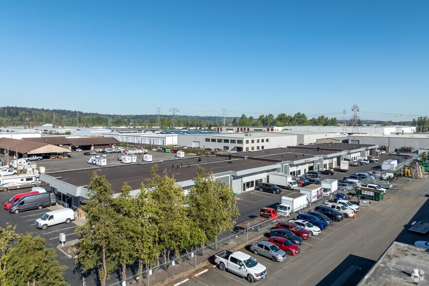 More Photos Of 131 30th St NE, Auburn Warehouse For Lease