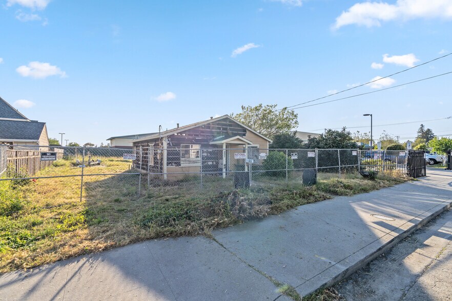 More Photos Of 719 Darwin St, Santa Cruz Land For Sale