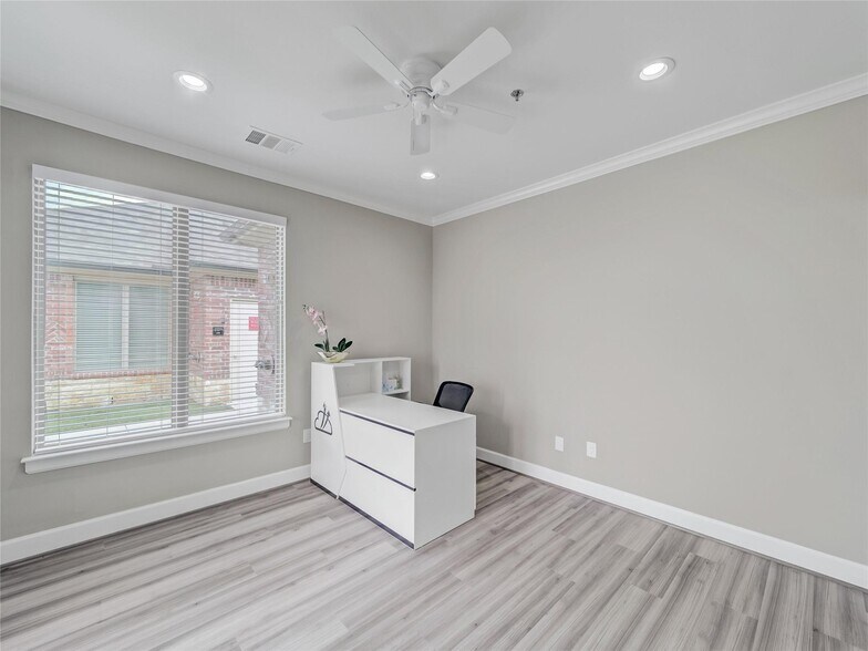 More Photos Of 400 Stonebrook Pky, Frisco Unknown For Lease
