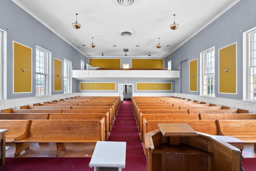 More Photos Of 5412 Annapolis Rd, Bladensburg Religious Facility For Sale