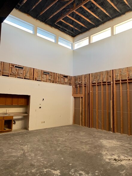More Photos Of 135 Benning St, Destin Office For Lease