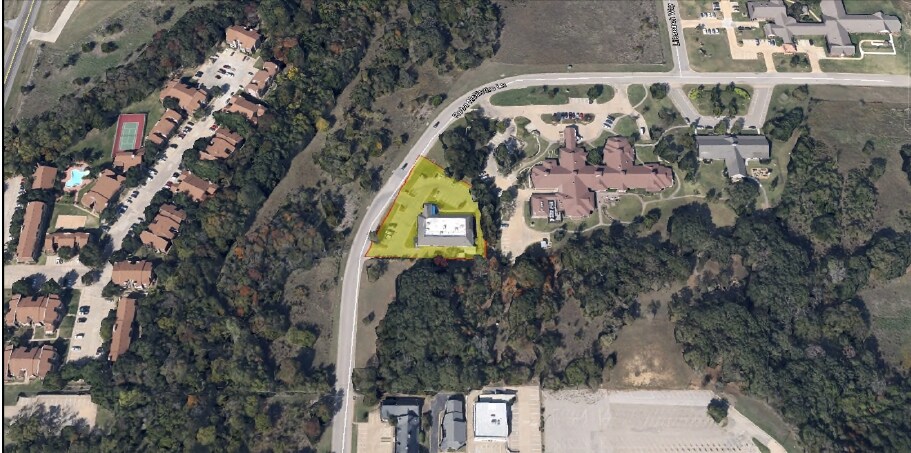 More Photos Of 1220 Reba McEntire Ln, Denison Medical For Sale