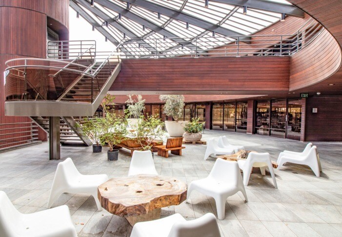 More Photos Of 29160 Heathercliff Rd, Malibu Office For Lease