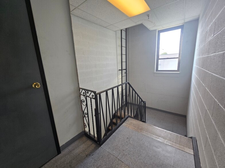 More Photos Of 881 Allwood Rd, Clifton Medical For Lease