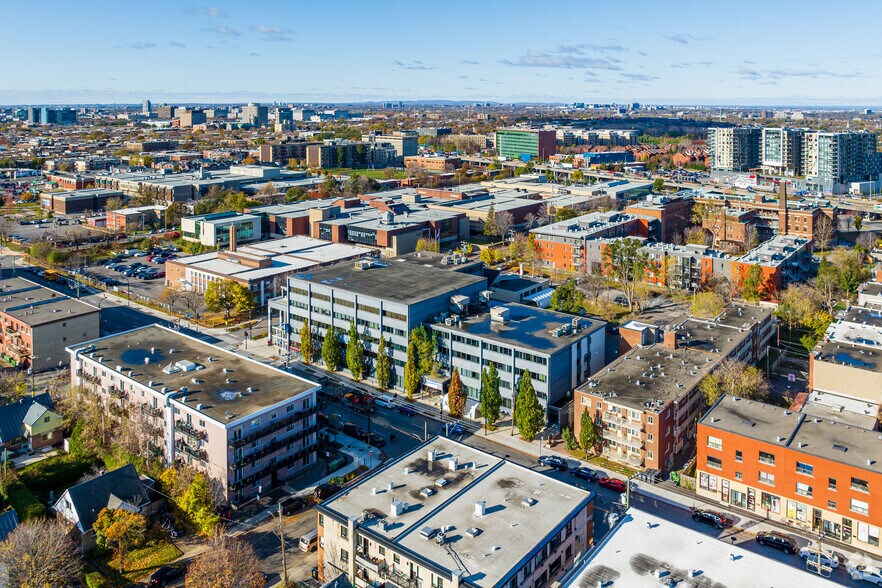 More Photos Of 1415 Rue Jarry E, Montréal Office For Sale