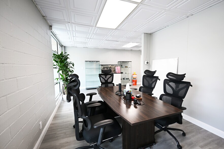 More Photos Of 145 Sheldon St, El Segundo Manufacturing For Lease