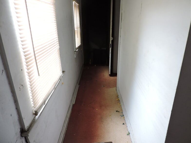 More Photos Of 1426 Kings Rd, Jacksonville Specialty For Sale