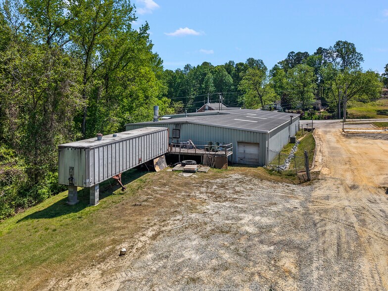 More Photos Of 1200 Hickory Chapel Rd, High Point Light Manufacturing For Sale