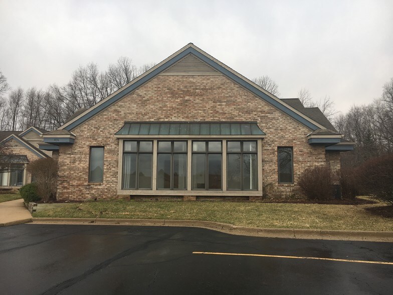 More Photos Of 836 Centennial Way, Lansing Medical For Sale