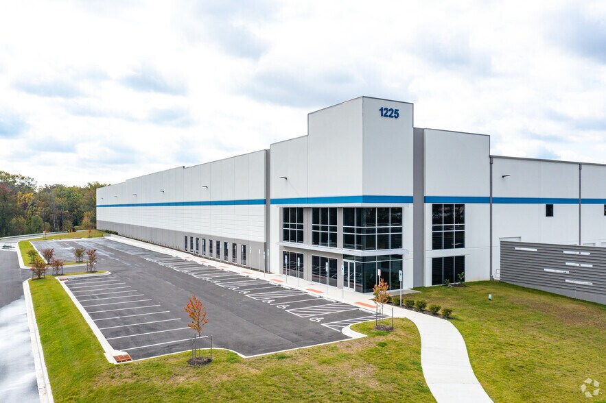 Primary Photo Of 1225 S Philadelphia Blvd, Aberdeen Distribution For Lease