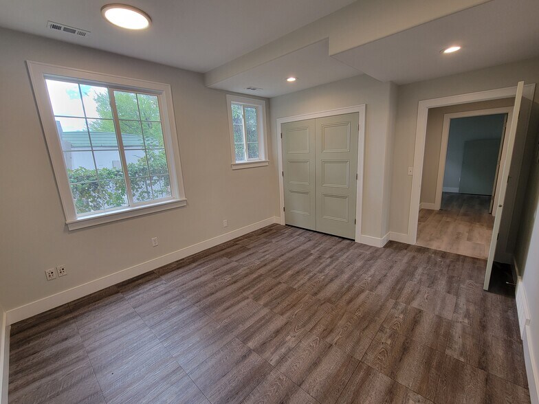 More Photos Of 47 W 9000 S, Sandy Office For Lease