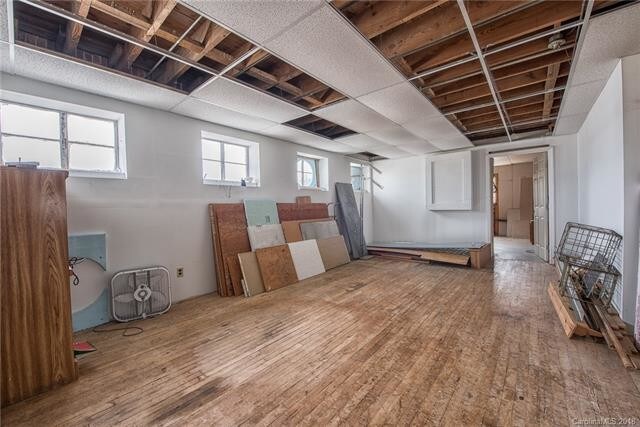 More Photos Of 511 W Franklin Blvd, Gastonia Storefront Retail Office For Sale