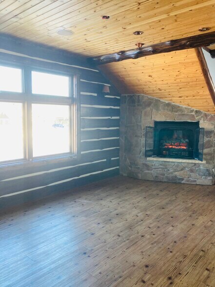 More Photos Of 25503 Main St, Nisswa Office For Sale