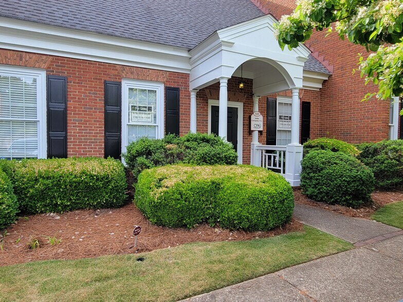 Primary Photo Of 1225 Johnson Ferry Rd, Marietta Office For Lease