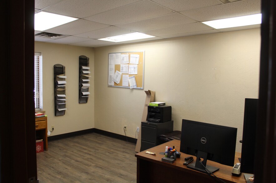 More Photos Of 4616 Oil Patch Dr, Woodward Warehouse For Sale