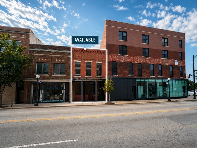 More Photos Of 9 E University Ave, Champaign Storefront Retail Office For Lease