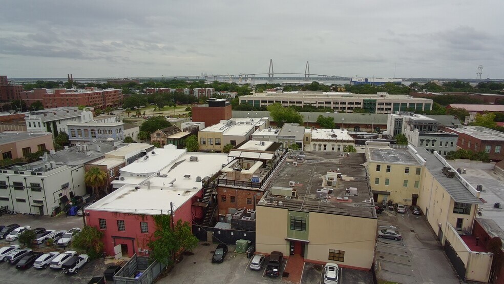More Photos Of 495 King St, Charleston Storefront For Sale