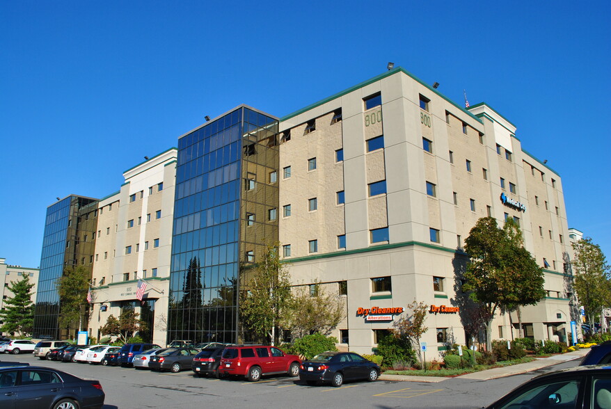 Primary Photo Of 800 W Cummings Park, Woburn Medical For Lease